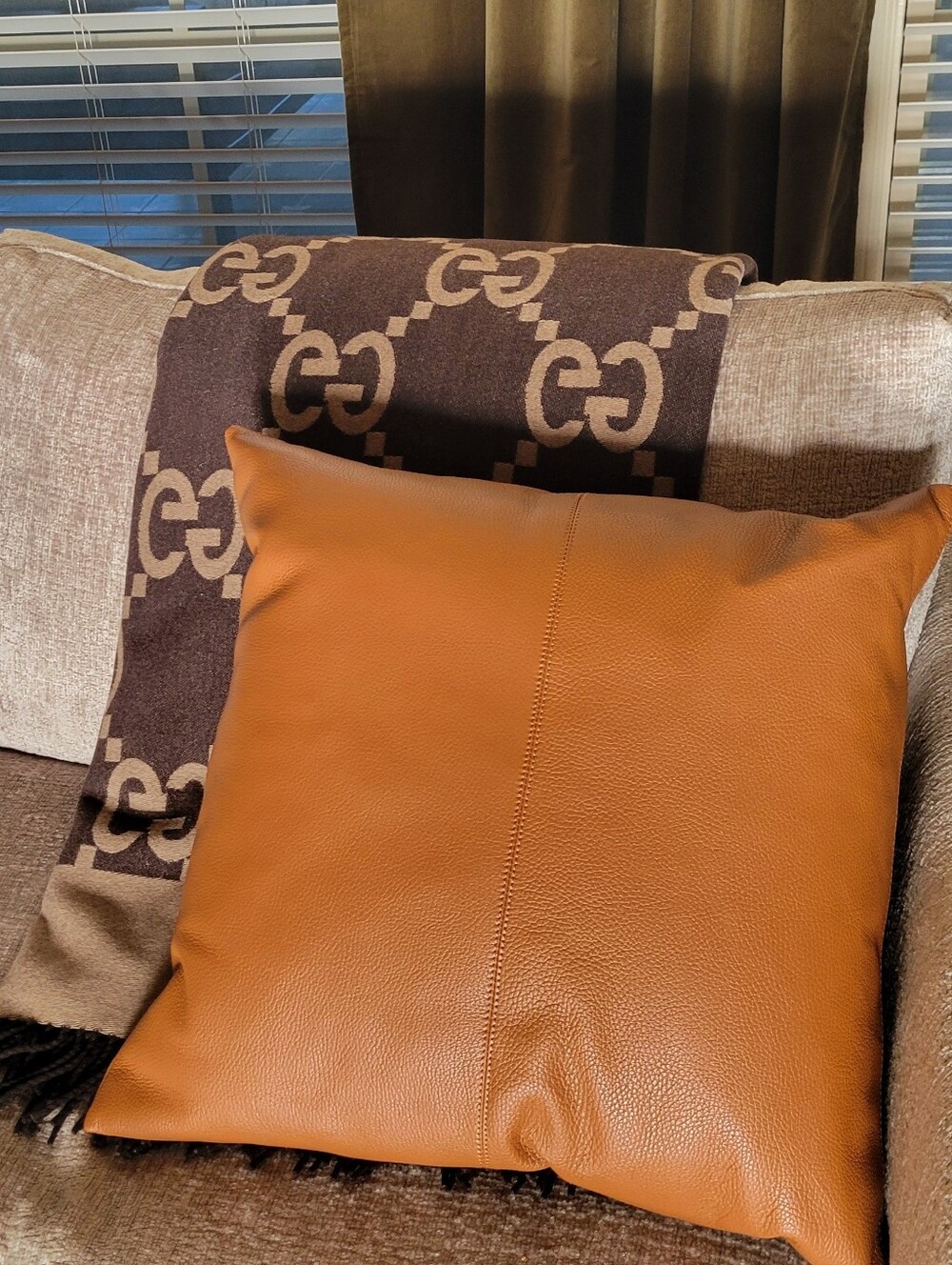 NWT GARUGLIERI Italian Full Grain Leather Pillow 20x20 Cognac Made in Italy